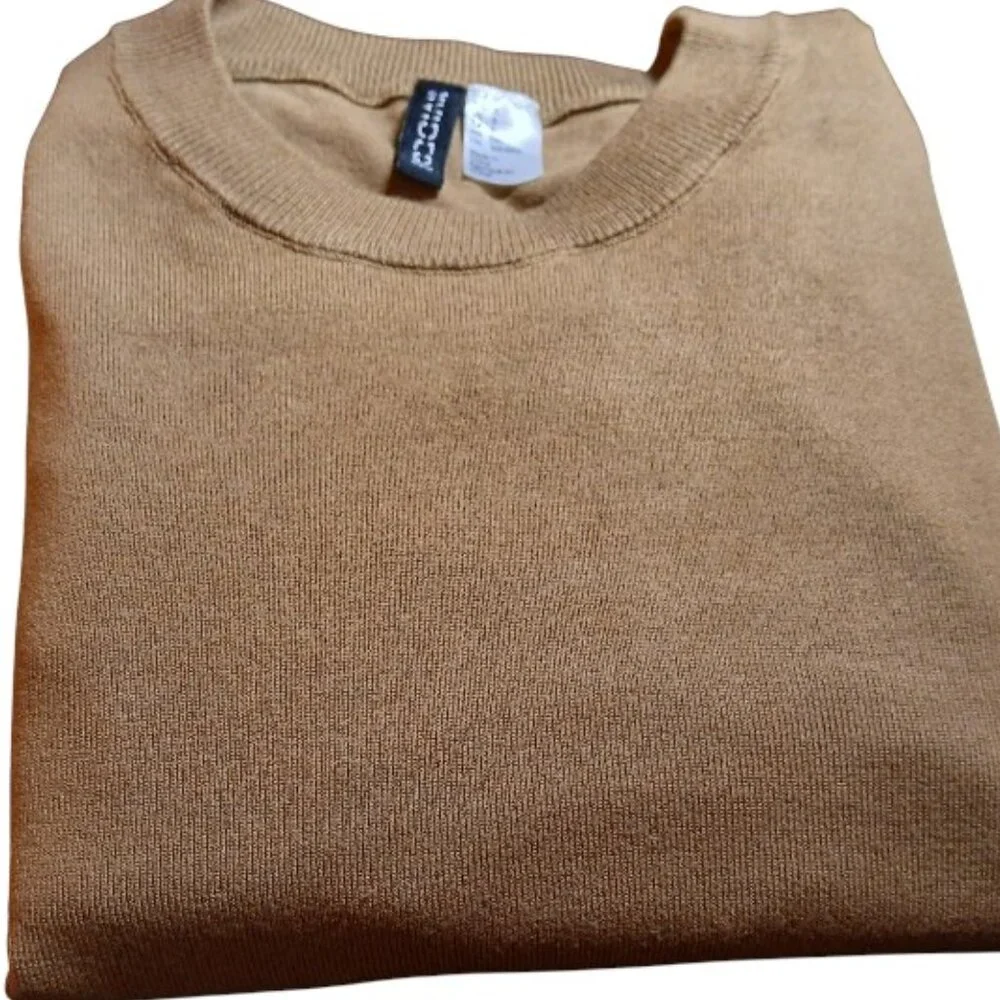 H & M (Divided) Camel Crew Neck Sweater S - EUC - Picture 1 of 7